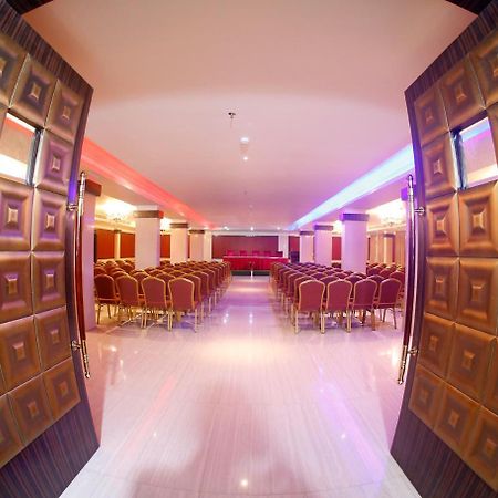 Hotel Park Residency Nilambur Экстерьер фото