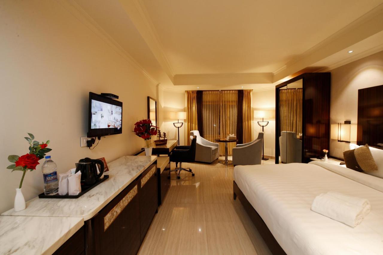 Hotel Park Residency Nilambur Экстерьер фото