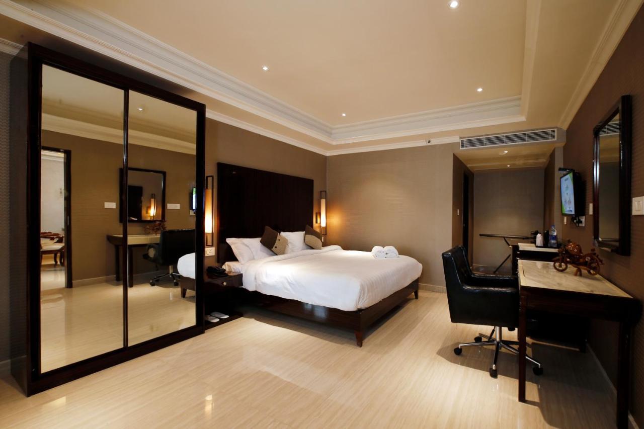 Hotel Park Residency Nilambur Экстерьер фото