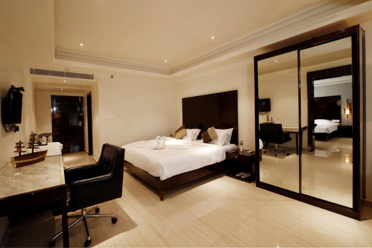 Hotel Park Residency Nilambur Экстерьер фото